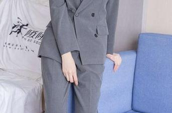 BoBoSocks袜啵啵 – 一看就上头，小甜豆单腿白棉袜的全套原图就该被珍藏。