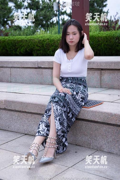 BoBoSocks袜啵啵-小甜豆 BoBoSocks袜啵啵 - 当小甜豆遇上高清薄白丝,脚尖加固款,不看看都对不起自己的眼睛!