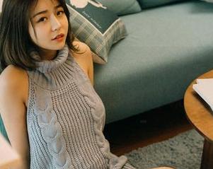 GIRLT果团网 – 观看酸酱兔的白丝作品，感受那微妙的暧昧