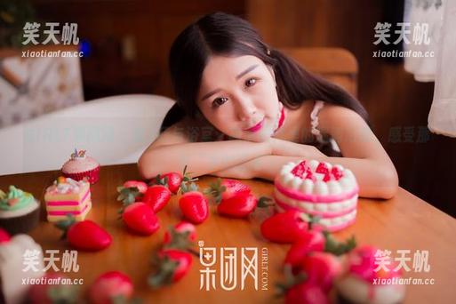 GIRLT果团网-龚玥菲 GIRLT果团网 - 龚玥菲与浴室:高清图片里的湿润幻想,感受那份“水的温度”