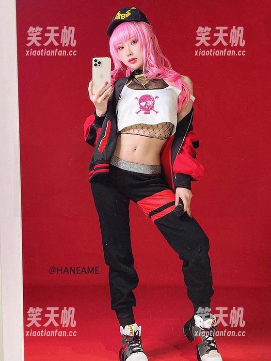 HaneAme雨波 HaneAme雨波在线:碧蓝航线信浓赛车女郎原图,在灯光下简直是梦幻,能再来点魔法吗?
