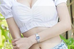 IMiss爱蜜社 – 张思允的校园套图：当我走在校园里，光线好得可以直接得罪黑眼圈！