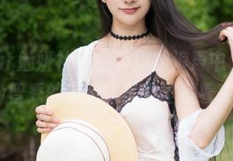 MiStar魅妍社 – 在海边的浪声中，Wendy智秀的定制作品嘴里藏着尖锐