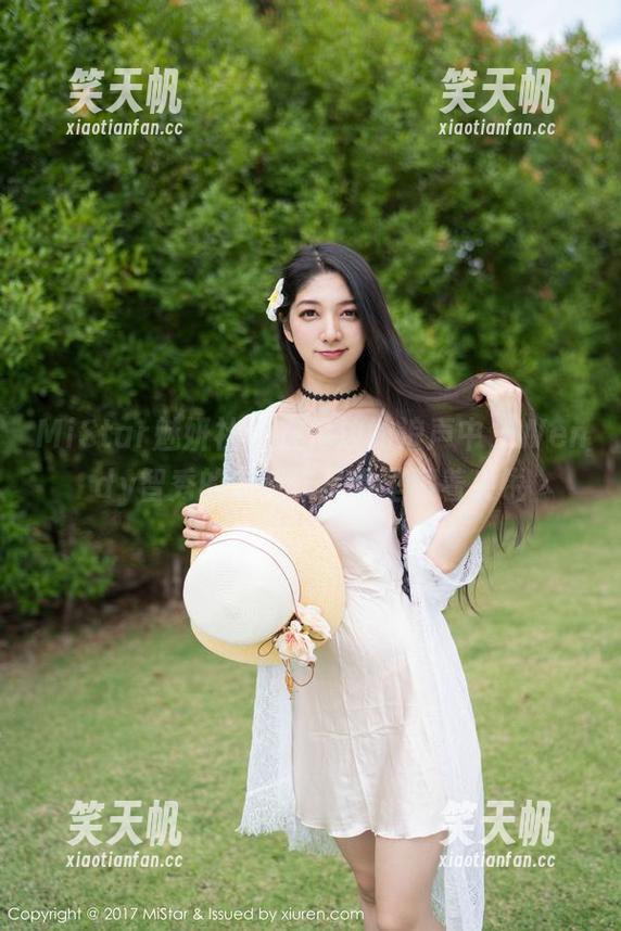 MiStar魅妍社 - 在海边的浪声中，Wendy智秀的定制作品嘴里藏着尖锐
