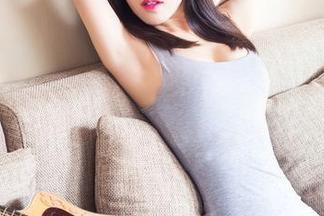 TouTiao头条女神 – 阿依努尔瓦娅泳装写真，高清图库里那种光影交织的美，简直让人沉迷。