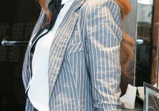 UGirls尤果网 – 李思宁清纯原图要来啦！我已经准备好分心了，她的美真让人分心！