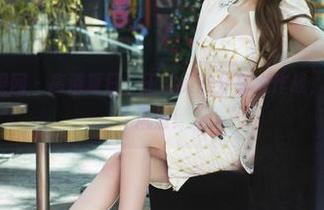 UGirls尤果网 – 高清夏日，王幼贞的分享大作战，意外发现的风景！