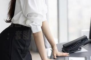XIAOYU语画界 – 林星阑女神的美图百态：套图中藏的懒人趣事