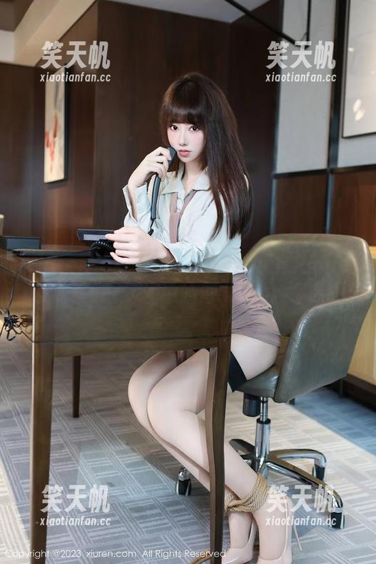 Xiuren秀人网 - 让人心动的柚琪Rich兔女郎图册：原图中的俏皮与性感并存！