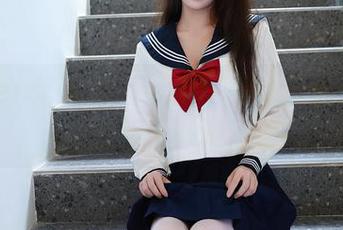 Xiuren秀人网 – 礼服写真的魔法：看程程程如何颠覆时尚