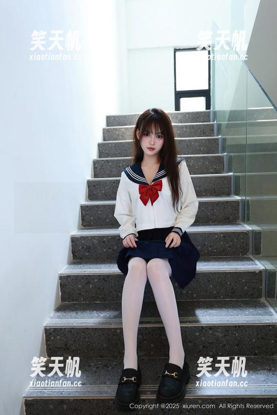 Xiuren秀人网-程程程 Xiuren秀人网 - 礼服写真的魔法:看程程程如何颠覆时尚