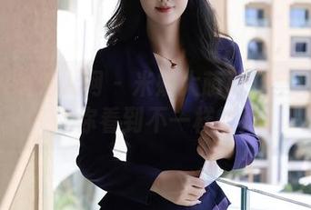 Xiuren秀人网 – 米妮大萌萌浴室写真：让你看到不一样的她