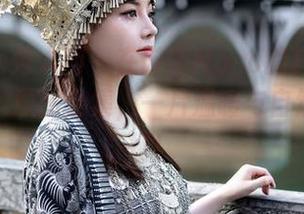 Xiuren秀人网 – 在诺诺Nono的户外世界中漫游：原图全集，一片温暖与自然的游乐场！