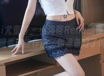 YouMi尤蜜荟 – 小海臀Rena的镂空实验：观看这些作品，你准备好了吗？