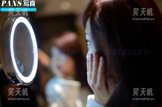 pans-兔兔 pans - 想要空姐级别的美丽?兔兔的图片资源带你从此高飞!