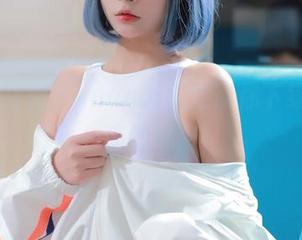 迷幻的写真，yuuhui玉汇带你下载S级魅魔的秘密