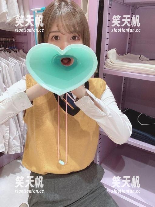 けん研 一颗圣诞树上的けん研:私房写真里的小秘密