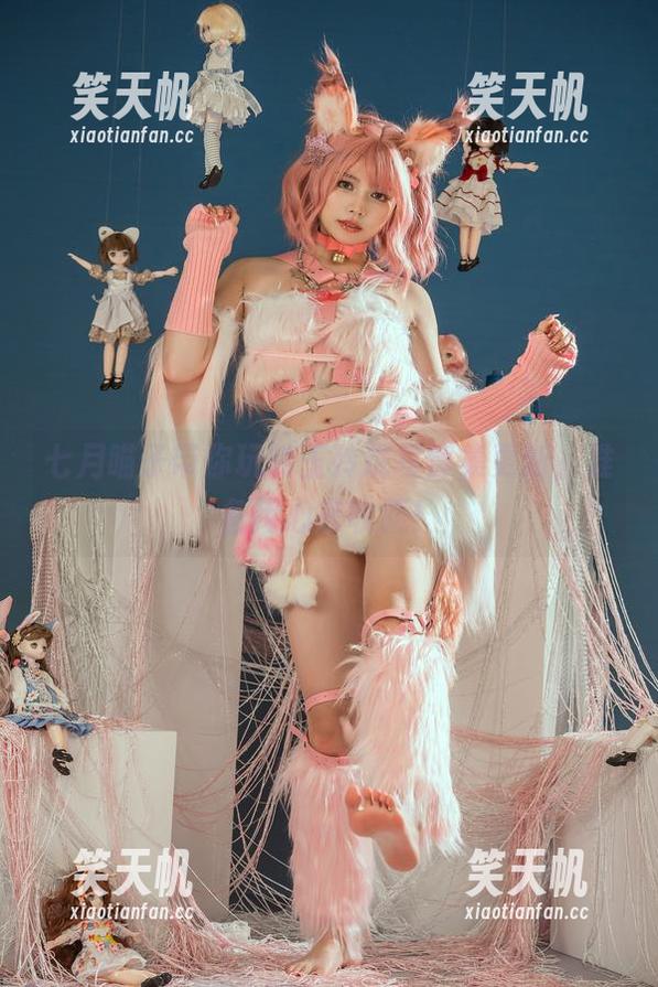 七月喵子 七月喵子带你玩转玉玲珑写真集更新,准备用心来收藏!