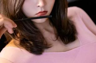 丽柜 – 免费美图齐上阵！刘璐璐的剧情，你根本不想错过！