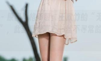 丽柜 – 原图风格解锁：王欣竹的“无圣光修女”，此刻感觉真有一丝不寻常的吸引力。