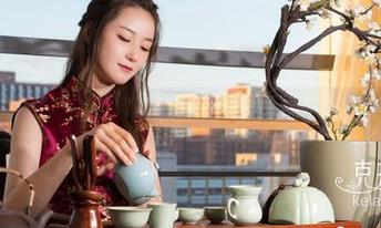 克拉女神 – 双马尾的俏皮态度，依娜丝的写真带我飞
