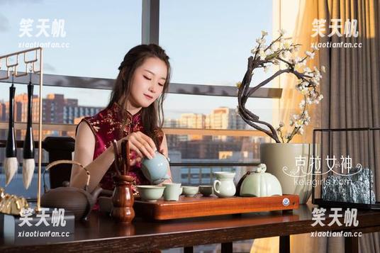 克拉女神-依娜丝 克拉女神 - 双马尾的俏皮态度,依娜丝的写真带我飞
