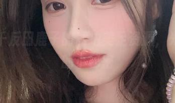 探索千反田鹿子的私拍美足资源，光影中的小秘密