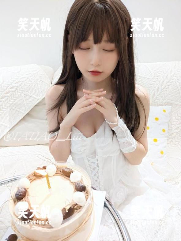 发条少女yoki 发条少女yoki的cos日常,幻想一下,我也想在镜头前那么自如。