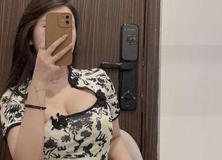 微密圈 – 可馨juicy黑丝魅力四射，套图下载一键搞定！