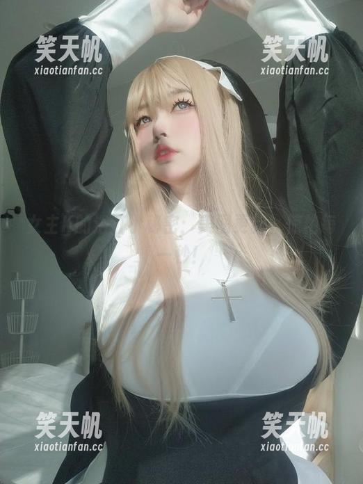 女主K 女主K的浴缸小秘密:美图更新,惊艳每一秒!