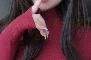 下载女主K浴室图包，来一场视觉的湿润冒险！