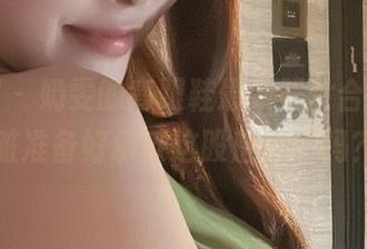 微密圈 – 奶雯的高跟鞋最新照片合集，心脏准备好承受这股魅力了吗？