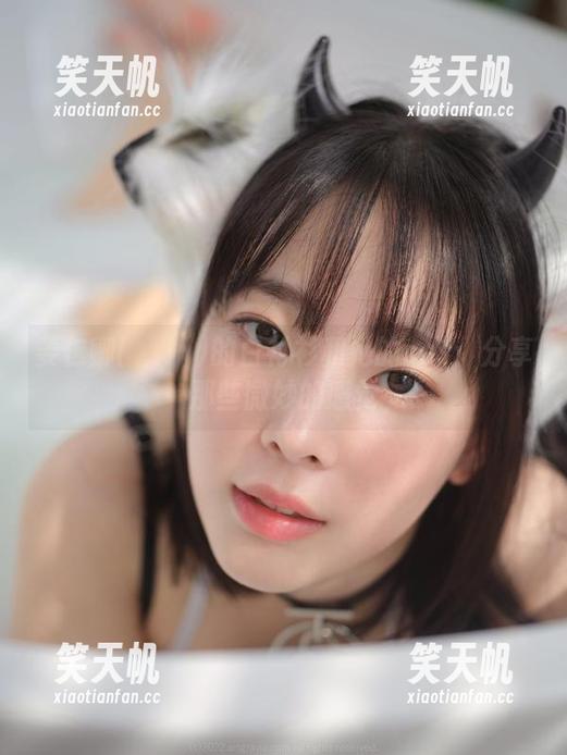 姜仁卿(강인경)的白衬衫和她的cos：分享那些微妙的感觉