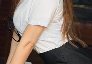 尤果网 – 居家不无聊！笑笑全套写真让你眼前一亮