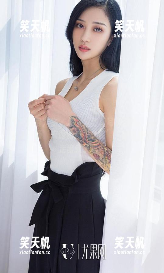 尤果网爱尤物-孟十朵 尤果网爱尤物 - 孟十朵红裙写真合集:简直是一场‘衣服的迷失之旅’,你准备好走出来了吗?
