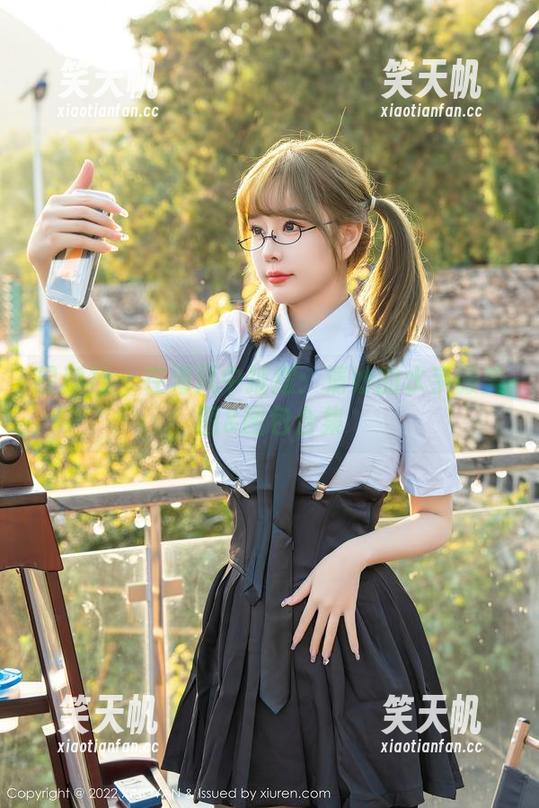 星颜社-清妙 星颜社 - 在海风中摇摆:清妙的水手服美图&图包合集