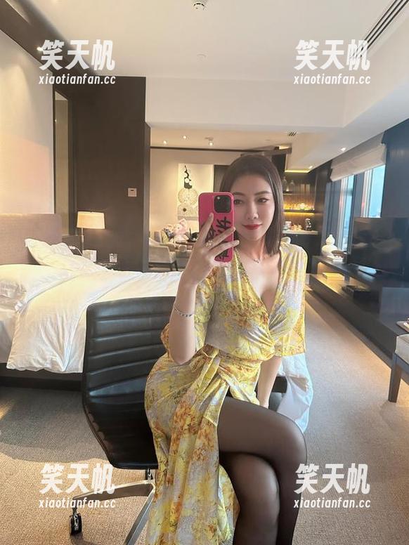 果儿Victoria 微密圈 - 果儿Victoria的旗袍秘密太精彩,免费合集让你停不下来的!!