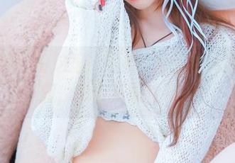 果团网 – 看这里！蜜桃Q妹儿油亮福利原图，简直不敢直视！