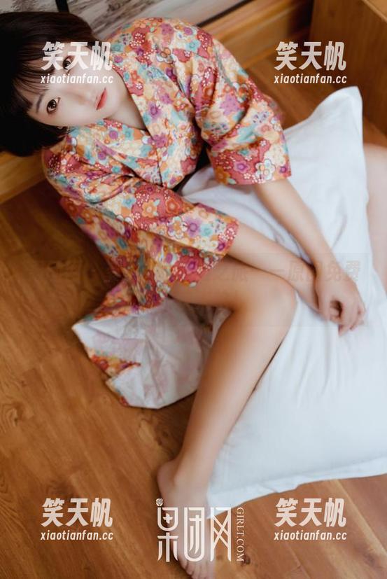 果团网-龚玥菲 果团网 - 龚玥菲的校服之旅——原图免费送,快来抢!