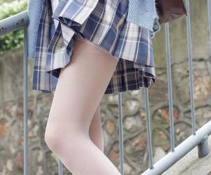 在森萝财团的无圣光里，肉丝写真温暖心间