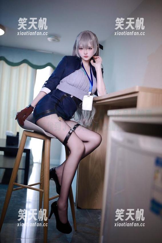 疯猫ss 疯猫ss姐姐图库大揭秘:最新作品里她竟然找到了丢失的小心情!