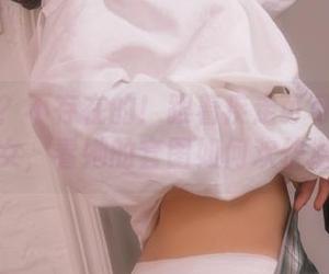 无圣光？不存在的！跟着疾走可可一起入浴巫女，看她的套图如何欢快潜水！
