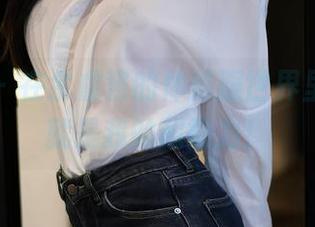秀人网 – 在余虞酱的体操服世界里，美图就是我的超能力！
