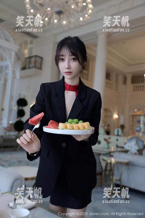 秀人网-戴允祺zoe 秀人网 - 原图如此美丽,没想到戴允祺zoe旗袍壁纸也这么上头。