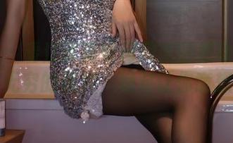 秀人网 – 看江真真如何用美腿撩动你的心，潜力无穷的照片，绝对让你意想不到！