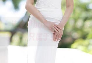 秀人网 – 沫晓伊baby眼镜图包来袭，分享那种只属于她的温柔。