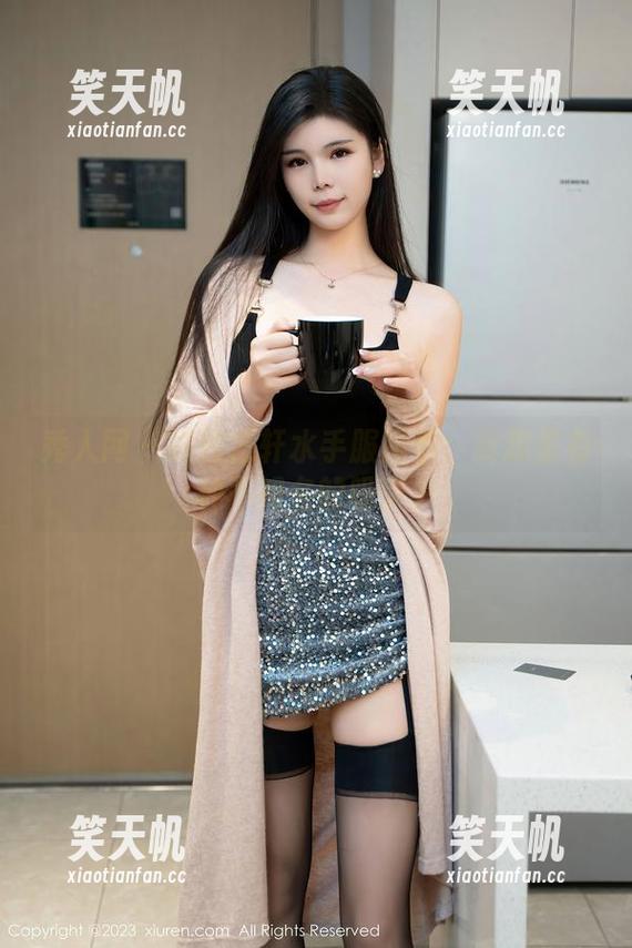 秀人网-艺轩 秀人网 - 探秘艺轩水手服图集:资源里有种不知名的吸引力
