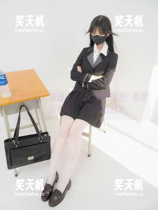 紧急企划-小恩 紧急企划 - 追随小恩的体操服旅程:套图合集,感受每一次飞跃的魅力。