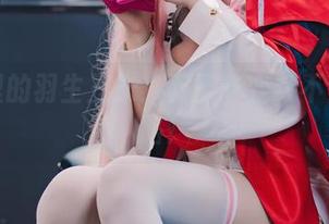 图库里的羽生三未：万圣节变身不走寻常路！