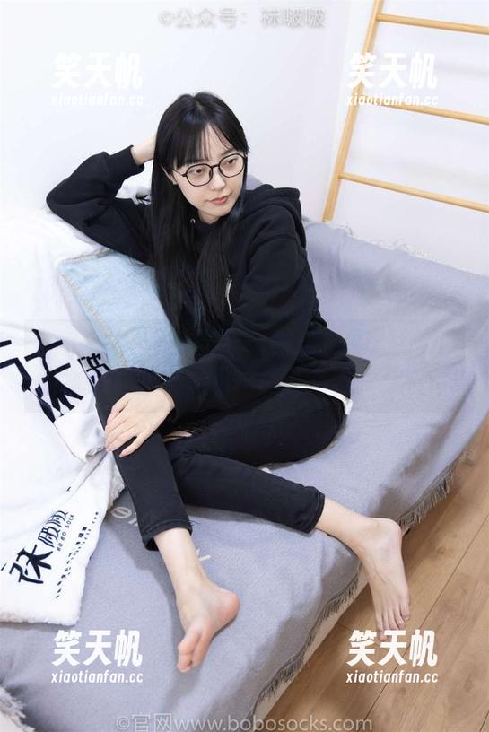 袜啵啵-甜甜圈 袜啵啵 - 甜甜圈的圣诞时光:原图全套,谁能抗拒这种诱惑?